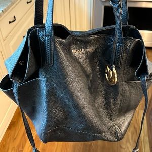 Black Michael Kors Tote